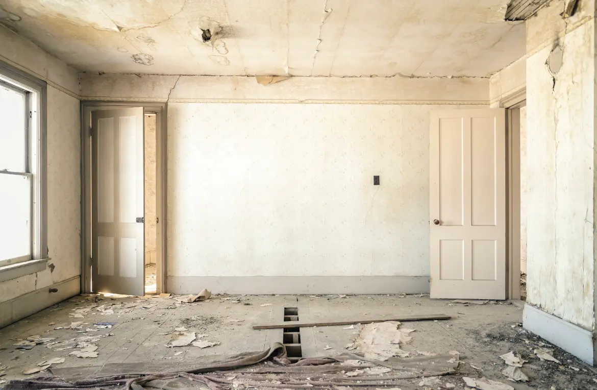 Waste disposal crew managing a cleanout project in Gulf Shores